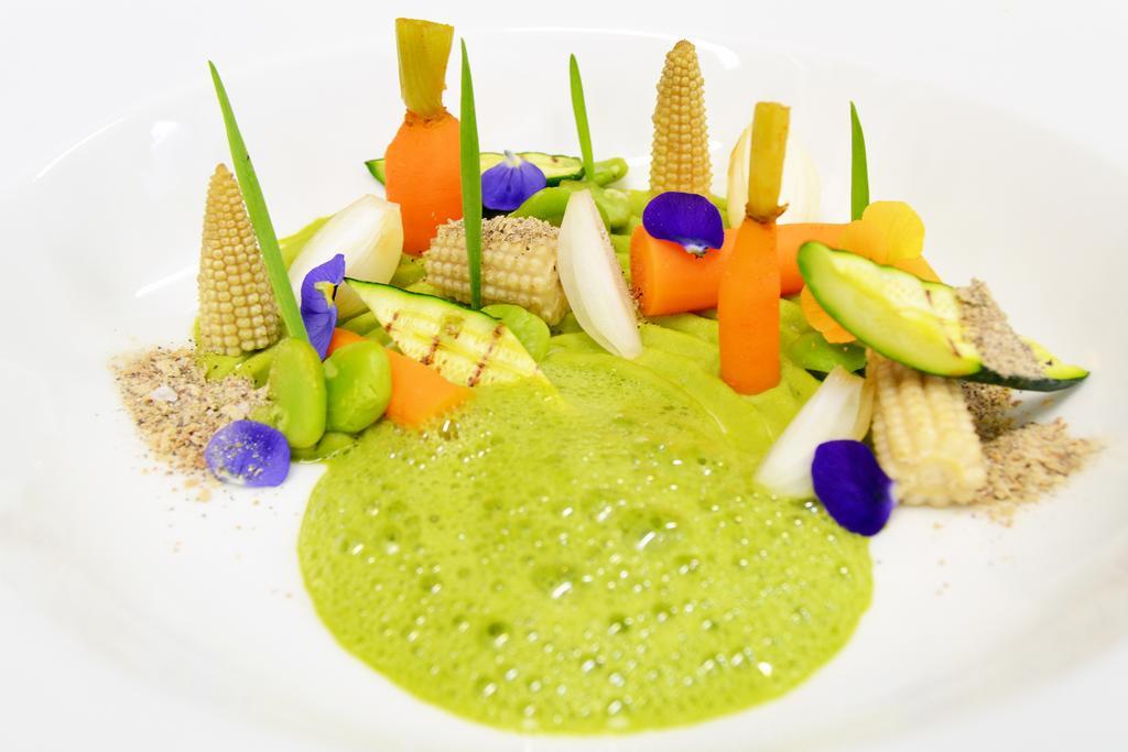Ganter Hotel & Restaurant Mohren ไรเชอเนา ภายนอก รูปภาพ